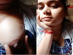 Amador Menina indiana ostenta seus peitos naturais em vídeo exclusivo