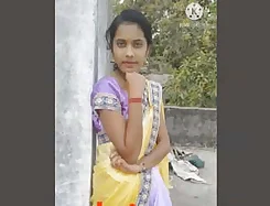 Азиатка дразнит своим новым платьем в ХХХ видео hot aunty